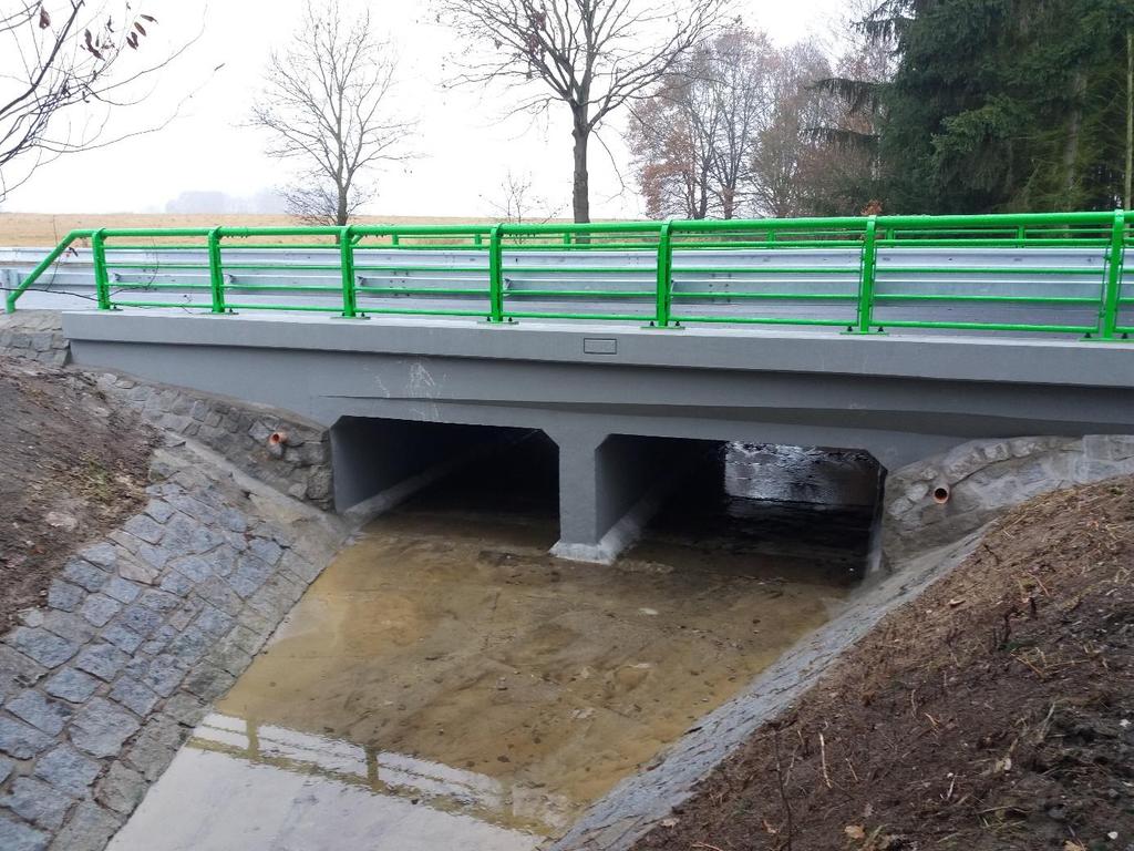 Investice do mostů z IROP příklady projektů název projektu Most ev. č. 141-001a za obcí Sedlec číslo projektu CZ.06.1.42/0.0/0.0/15_002/0000067 Správa a údržba silnic Jihočeského kraje celkové zp.