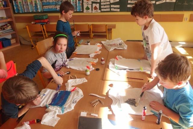 Ve škole v tomto školním roce pracovaly čtyři třídy s rozšířenou výukou tělesné výchovy.