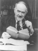 Lokalizační teorie Alfred Weber (1909) - minimalizace nákladů, rovněţ důraz na přepravní náklady, - doplnil náklady na pracovní sílu a aglomerační výhody, - rozlišení různých druhů přepravovaných