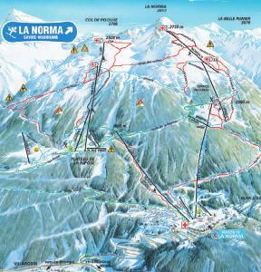 Vynikající freeridové možnosti z vrcholu Punta Bagna (2.3 m n. m.), dvě černé sjezdovky Souches a Bois Brulé pro zkušené, a více než 10 km dlouhá modrá trať Combe s úžasnými výhledy.