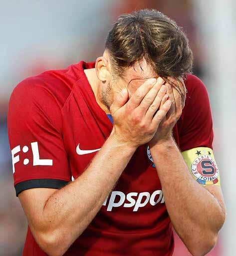 10 AKTUÁLNĚ AKTUÁLNĚ 11 GÓL TÝDNE Přestupová převlékání Rekordní zájem o vstupenky Evropská fotbalová unie (UEFA) registruje rekordní zájem o vstupenky na mistrovství Evropy 2020.