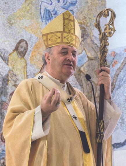 Na konci prázdnin oslaví 70. narozeniny Mons. Jan Graubner, arcibiskup olomoucký, metropolita moravský Náš jubilant se narodil 29. srpna 1948 v Brně, ale dětství prožil ve Strážnici.