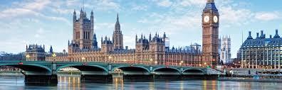 Jako třetí zajímavost, kterou jsem viděl, byl Westminster (obr. 4), což je místo, kde zasedá parlament.