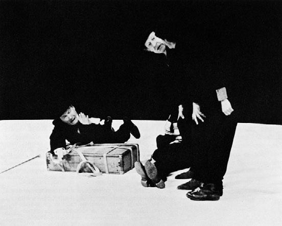 Michel Bouquet (Pozzo), Georges Wilson (Vladimír) a Rufus (Estragon) da, ale nechtěl jsem ji vidět před tím, než jsem tu roli hrál.
