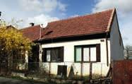 dřevem. K chatě patří pozemek o výměře 1.328 m 2. ZL01463 1+1 Uh.