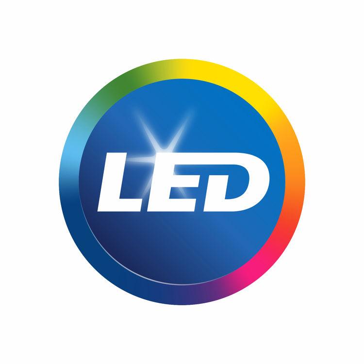 Efekt teplého bílého světla Modul LED v tomto svítidle je jedinečné řešení vyvinuté společností Philips, které kombinuje 3 diody LED v syntetickém a hliníkovém krytu.