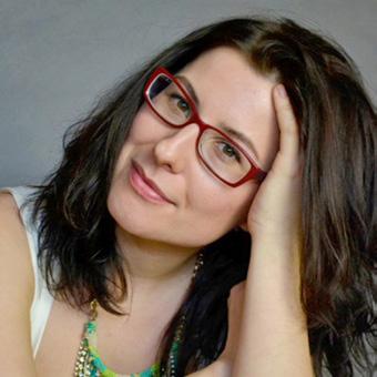 Je skoro povinnost znát jejich karty ještě před tím, než se začne hrát. Aby se nám, až budeme velcí, nestalo to, co mému kamarádovi Jindrovi. Byli jsme na koncertě a hráli ale strašně známou skladbu.