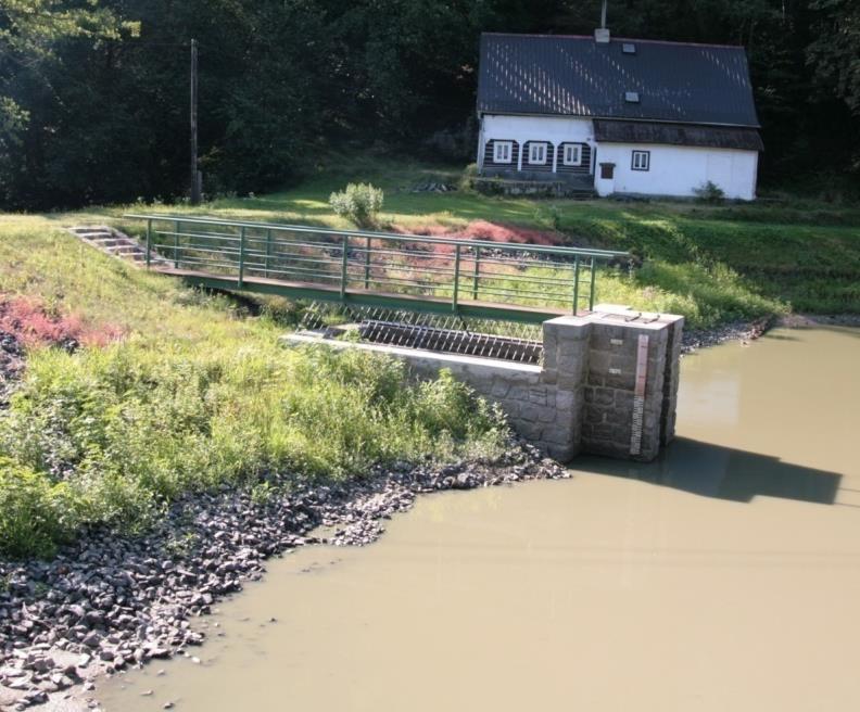 Sdružený objekt Sdružuje jeden nebo více funkčních objektů Mezi funkce sdruženého objektu patří: Spodní výpust