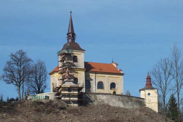 Oprava věže kostela Ke