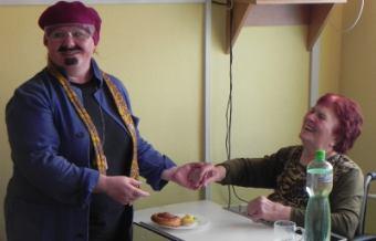 Paní Terberová nepoznala ani jednoho. Vůbec se jí nedivíme. Ve středu 30. 5.
