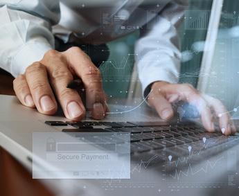 STRATEGIE NKÚ NA OBDOBÍ 2018 2022 SÍLA JE V DATECH Posláním NKÚ je poskytovat objektivní informace o hospodaření státu s veřejnými penězi parlamentu, vládě, ale i široké veřejnosti.