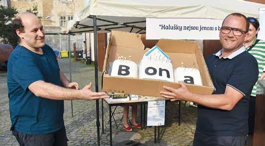 OSMIČKA / MĚSÍČNÍK MĚSTSKÉ ČÁSTI PRAHA 8 / sr