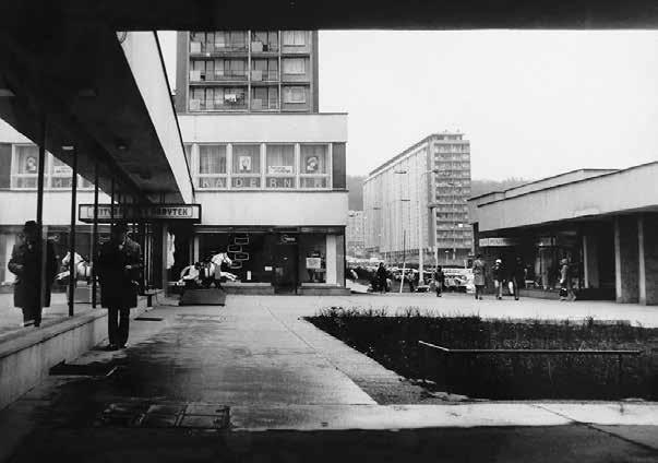 Bylo vytvořeno podle propracovaného konceptu architekta Viktora Tučka a na rozdíl od později postavených sídlišť bylo dostavěno s kvalitním veřejným prostorem a občanským vybavením.