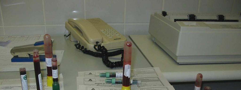 B - Manuál pro odběry primárních vzorků Odběr biologického materiálu by měl probíhat na základě doporučení, uvedených v laboratorní příručce nebo doplňkových pokynů vydávaných laboratoří.