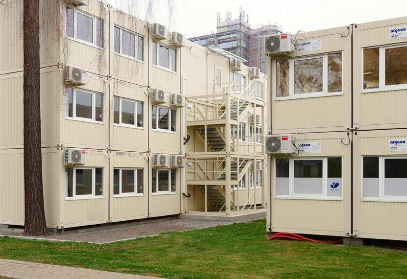 ADVANCE IN Systém nájmu Allround Komfort a estetika 6 x 3 m nebo 6 x 2,5 m široký světlá výška 2,5 m, světlá fasáda, velká okna s roletami, robustní šedá podlahová krytina z PVC, základní sanitární