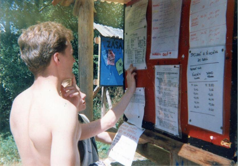 Kdepak máme zítra trénink? Coţe?