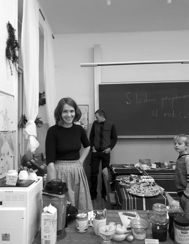 V mìsíci listopadu jsme se spoleènì seznámili s pestrými barvami a plody lesa, povídali si o tom, jak se zvíøátka pøipravují na zimu, jaké si chystají pelíšky.