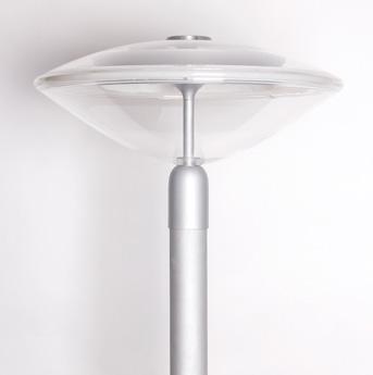 ICON Icon LED Streetligt kuželové svítidlo (IP66 / IK08) Kryt zotoven z PMMA a liníku Možnost matnéo krytí Otevření a montáž bez nářadí Účinnost svítidla 93% Na vyžádání k dispozici ve stmívatelném