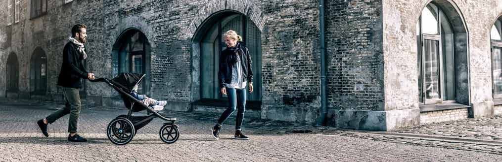 Kočárky Thule Urban Glide 2 Pro aktivní rodiny na cestách Kočárek Thule Urban Glide 2 má moderní a odlehčenou konstrukci, díky které se dokonale hodí pro aktivní