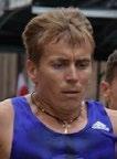 kariéry se živí také jako lékař Je třetím nejrylejším Irem vše dob na dlouhý distancí V roce 016 reprezentoval Irsko na olympiádě v Rio de Janeiru Každý měsíc píše blogy o svém běhání a