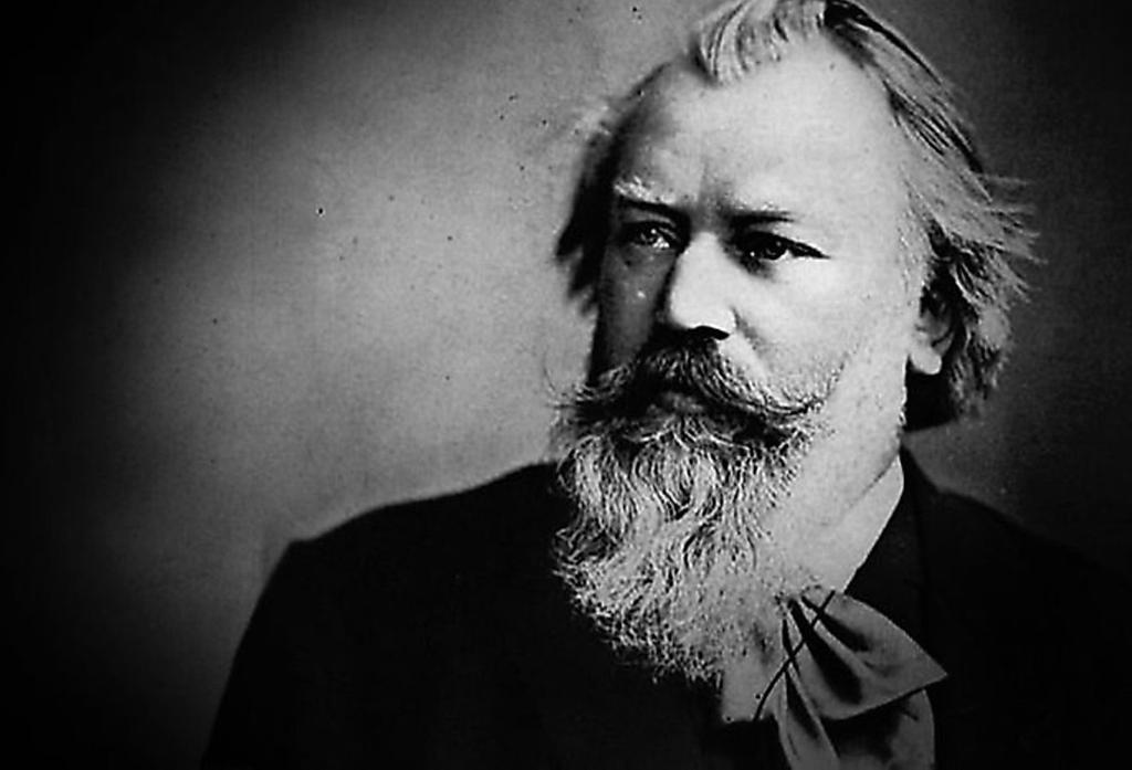 Variace na téma Johannes Brahms Hudební program nechá nahlédnout nejen do tvůrčí dílny velkého symfonika, ale i do estetických