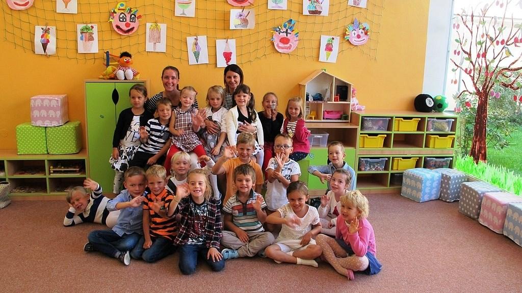 MRAVENCI V ZÁŘÍ V září jsme ve škole