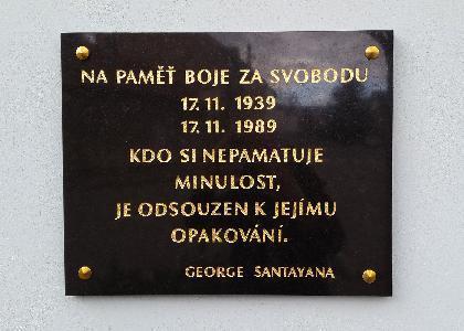 Libčice nad Vltavou: Doporučení zpracovatele: Vzhledem k navrhovaným finančním nárokům na rozpočet a skutečnosti, že se požaduje odhalení pamětního místa v roce 2019, tj. u příležitosti 30.