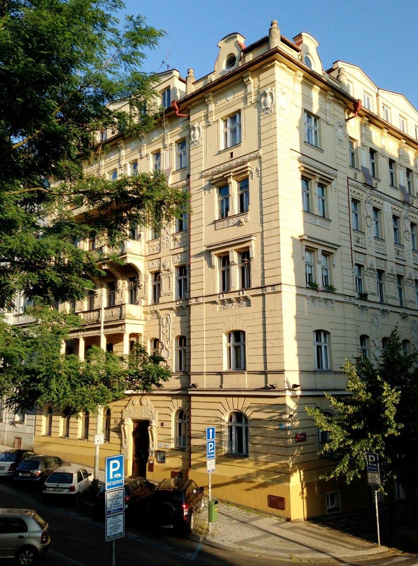 1. Základní údaje o Prague College a) Název a sídlo Název: Prague College, s.r.o. Používaný název: Prague College Sídlo: Polská 1184/10 120 00 Praha 2 - Vinohrady Telefon: 222 10 10 20 Email: info@praguecollege.