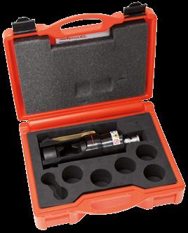 .. 10-630 mm² Maximální délka zdvihu / Max. stroke:... 28 mm Lisovací síla / Crimping force:... 230 kn Provozní tlak / Operating pressure:... 700 bar (70 MPa) / Tool weight:.