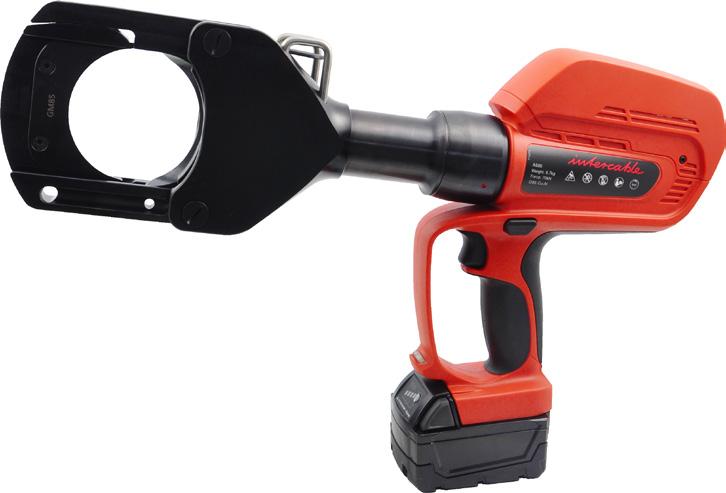 000 work cycles Light and compact design for easy handling Rapid advance three-piston axial pump Pressure release button for manual retraction Crimping head rotatable by 360 High
