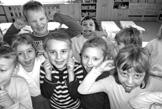 Z MATEŘSKÝCH ŠKOL Z MATEŘSKÝCH ŠKOL MATEŘSKÁ ŠKOLA BERUŠKA www.msberuska-chlumec.cz Prosincové radovánky v Berušce V prosinci jsme my všichni z MŠ Beruška nevěděli, kam dřív skočit.
