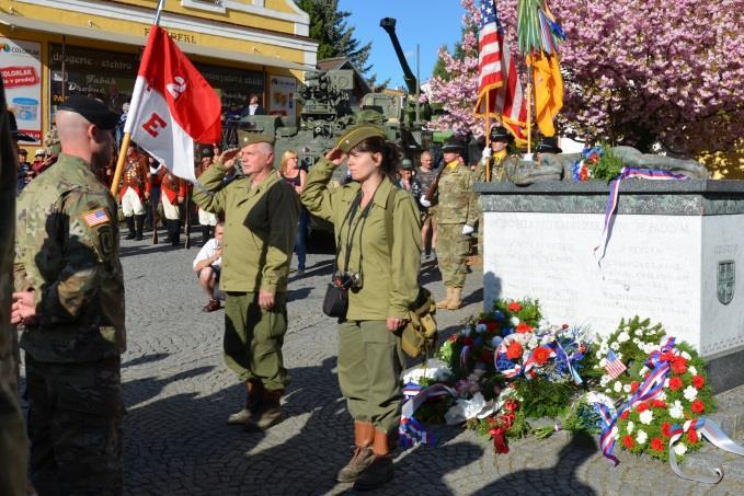 dubna 2019 ZA ÚČASTI: PŘÍSLUŠNÍKŮ AMERICKÉ ARMÁDY, 2.