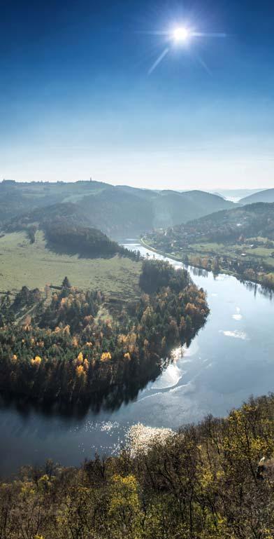 > > Orlík > Čtvrtý úsek, to je zejména přehrada Orlík, která propojuje Jihočeský a Středočeský