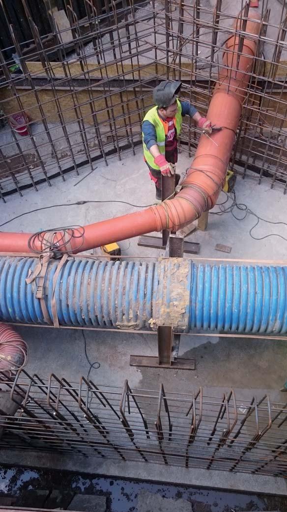 Kanalizace Nechanice ulice Družstevní Byla zrealizována rekonstrukce stávajícího kanalizačního řadu DN 400 mm z PP o celkové délce 43 m a rekonstrukce stávajícího kanalizačního řadu DN 300 mm z PP o