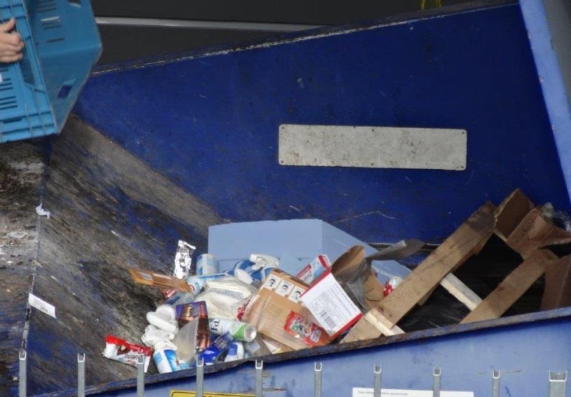 Kontroly původců odpadů Třídění odpadů u původce obchodní řetězec inspekce obdržela podnět na netřídění