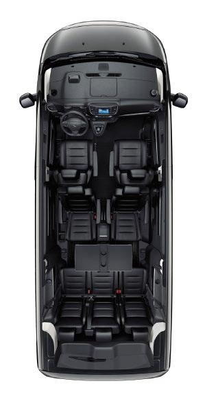 CESTUJTE FLEXIBILNĚJI. Konfigurace vnitřního prostoru vozu Zafira Life mohou být různé. Celková délka pro náklad nebo zavazadla je 2,76 m 1 a lze ji zvětšit až na 3,51 m 2.