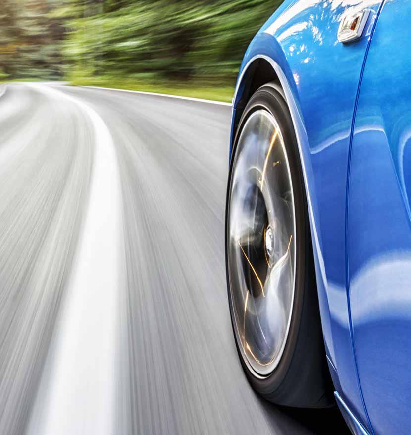 MOTOROVÉ OLEJE PRO OSOBNÍ AUTOMOBILY Eurol má kompletní řadu olejů prvotřídní kvality pro osobní automobily, které jsou vhodné pro všechny typy osobních a lehkých užitkových vozidel.