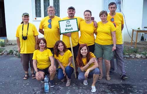 Z O O H R Y 2 0 1 8 Z o o g a m e s 2 0 1 8 Robert Bultas, Klára Stuchlová Realizační tým pracovníků plzeňské zoo The Pilsen Zoo implementation team 162 V roce 2018 Zoo Plzeň organizovala XXI.