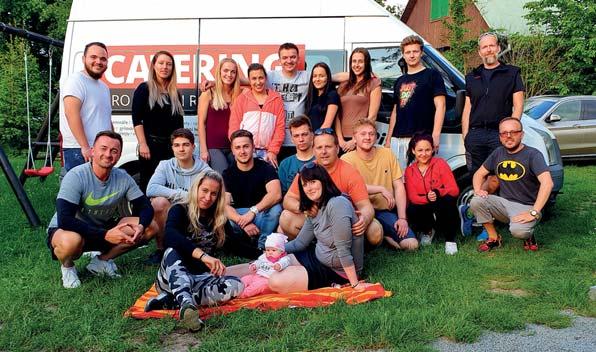 Regenerace se dočkal i koutek pro nejmenší, ve kterém jede celý den televize. U nás jsou maminky s dětmi odjakživa vítány a dostanou se k nám bezbariérovým vchodem.