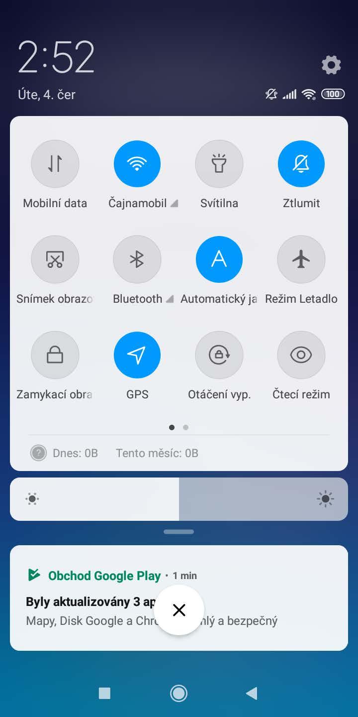 PANEL OZNÁMENÍ Obsahuje různé ikony rychlého nastavení. Zde můžete rychle aktivovat nebo deaktivovat funkce. Není nutné je pracně hledat v menu. Kliknutím na ikonu přepínačů.