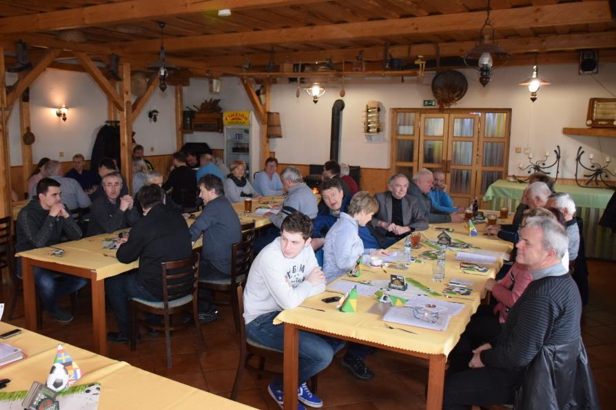 text a foto: Radomír Dolanský VALNÁ HROMADA SPORTOVCŮ Valnou hromadu sportovců TJ Tatran Janová zahájila její předsedkyně Taťána Hradová.