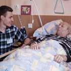 Jsme mostem mezi dvěma světy propojujeme svět lidí, kteří
