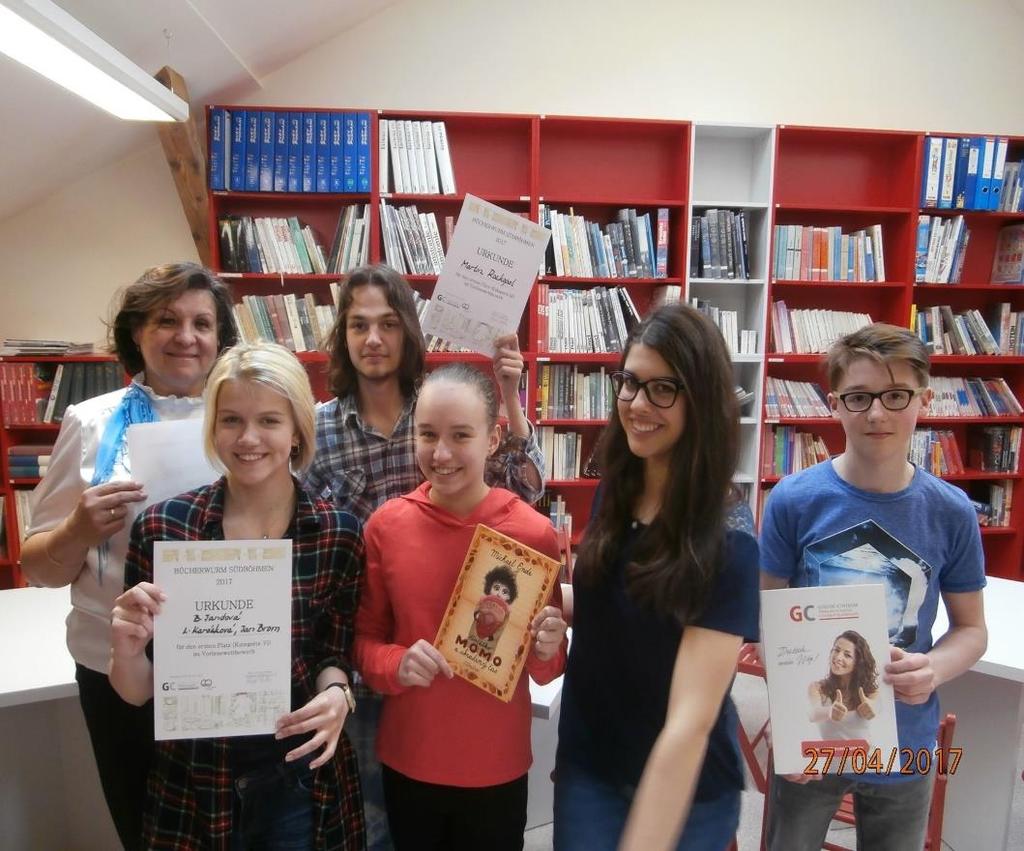 1. místo: tvořivé ztvárnění: Jan Brom (3. E), Barbora Jandová (3. E), Lucie Karásková (3. E) 1. místo: kategorie nižší gymnázium: Dominika Uhlířová (4. E) 1. místo: kategorie vyšší gymnázium: Martin Rozkopal (7.