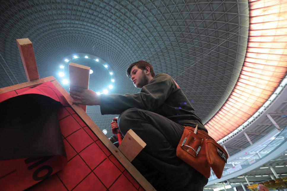 republiky, Poradenské centrum pro okna a stínicí techniku, Komínová asociace APOKS, Cech kamnářů České republiky, Poradenství architektů z ateliéru ARCHAMI,