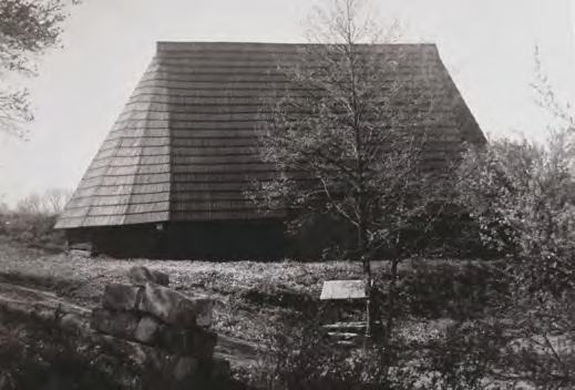 Ernest Fábik, Vladimír Rišlink 53 4. Stodola z Durdic čp.7 ve skanzenu, asi 1974, foto L. Štěpánek, archiv Etnologického ústav Akademie věd České republiky. Durdice No.