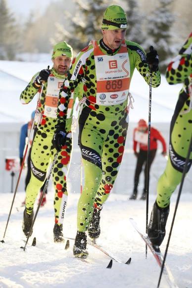 Vedle tohoto hvězdného jména byli do race týmu zařazeni i další sportovci, kteří též mohli čerpat různé finanční i materiální výhody.