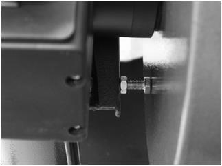 Seřízení podpěrných šroubů u sací jednotky Setting the support screw with suction Ajustar el tornillo de soporte con succión Podpěrný šroub Support screw tornillo Soporte 1.