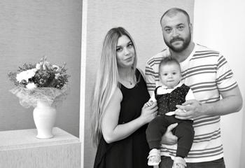 Ale v noci ze čtvrtka na pátek to začalo. Když v jednu hodinu po půlnoci nastupovala hlídka, ozval se z jedné strany lesa chechtot a z druhé strany jakoby pláč. Toho jsme se již polekali.