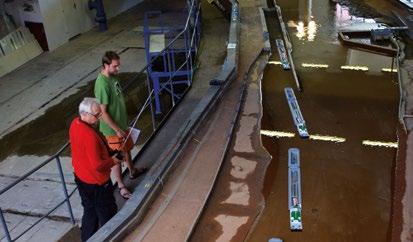 ODBORY ÚSTAVU ODBOR HYDRAULIKY, HYDROLOGIE A HYDROGEOLOGIE Odbor se zabývá odbornými problémy z oblasti hydrologie a hydrauliky povrchových a podzemních vod.