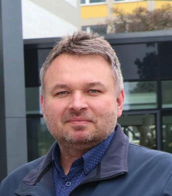 FAKULTY A INSTITUT 25 Studijní oddělení Prezenční forma studia, bakalářské a navazující magisterské studium v češtině Lenka